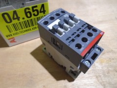 ABB AF12-30-10-11 relais 26 amp